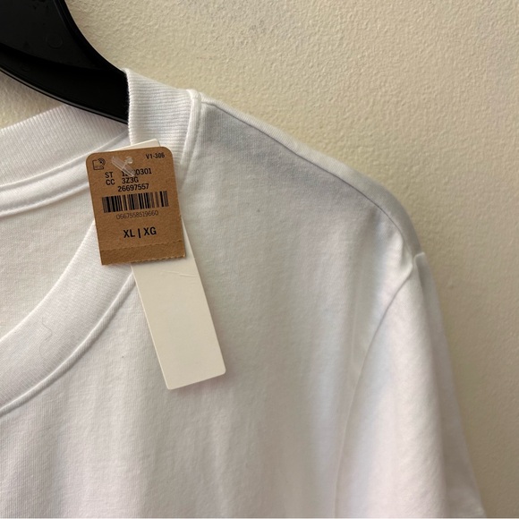 PINK Victoria’s Secret white short sleeve cropped tee size XL - Picture 3 of 8